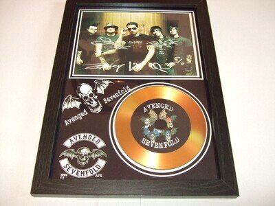 AVENGED SEVENFOLD SIGNED AUTOGRAPH FRAMED 6 DISPLAY