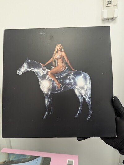 Beyoncé Renaissance (Vinyl) Deluxe 12" Album - Near Mint Squashed Cover