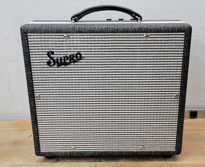 Supro 1600 'Supreme' 1x10" 25W Tube Combo Amp
