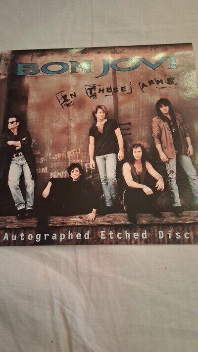 Bon Jovi , In These Arms, Autographed Etched Disc Vinyl 7inch Single