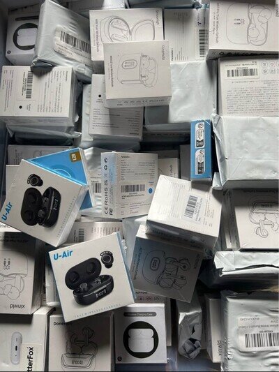 Joblot Of 100 Bluetooth Earphones