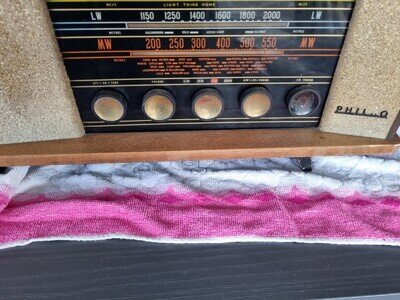 Philco Valve Radio MODEL 100 USED