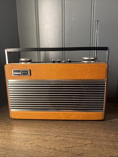 Roberts R23 Radio