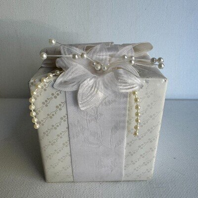 Vintage Pretti-Pak Music Box Wedding Gift “We’ve Only Just Begun” 3” Works