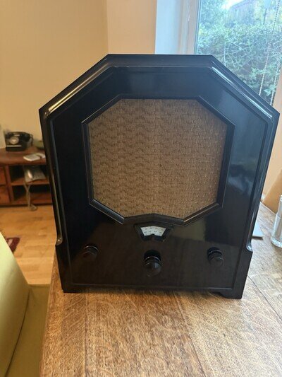 Vintage Bakelite 1940 Radio Osram Thirty Three Music Magnet Untested
