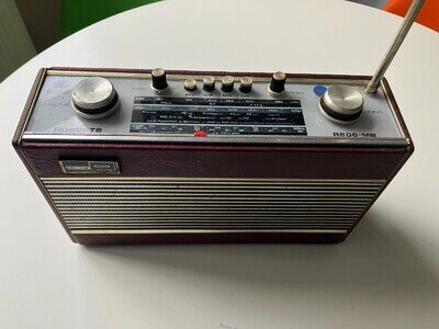 Roberts R606-MB radio LF MW VHF red battery/mains powered WORKING