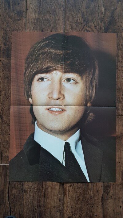 VERY RARE JOHN LENNON POSTER GIVEN FREE WITH OCT 1982 BEATLES MONTHLY