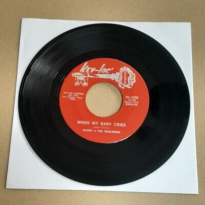 SUNNY & The SUNLINERS Saving My Love For You / When My Baby Cries SOUL 7" HEAR