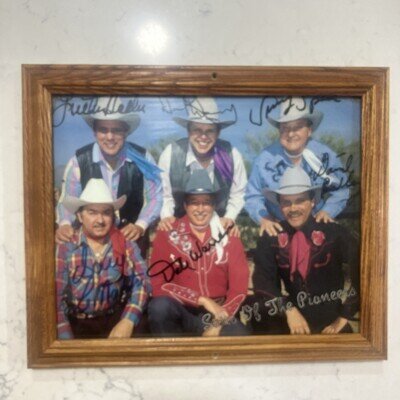 Vintage Sons Of The Pioneers *autographed* photo, real good condition.