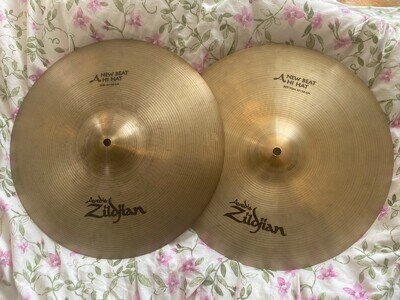 Zildjian 15 Top & Bottom New Beat Hi Hat Cymbals Very good condition AVEDIS