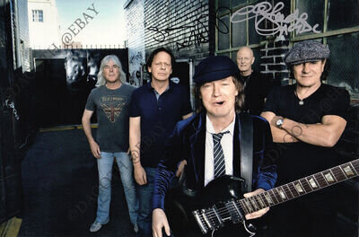 AC/DC 8x10 Photo STEVIE YOUNG & CHRIS SLADE Rock or Bust Razors Autograph SIGNED