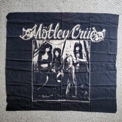 VTG 1989 Motley Crue Original Fabric Tapestry Banner Flag Poster RARE ~44" x 39"
