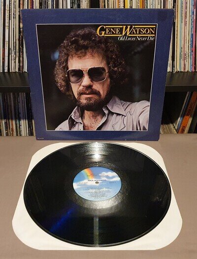 GENE WATSON Old Loves Never Die Vinyl L.P *1981 USA IMPORT* MCA 5241 - EX+/EX+