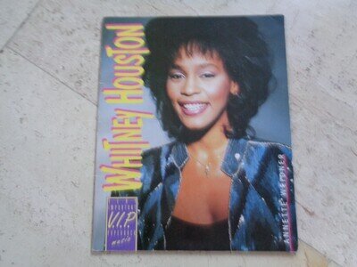 WHITNEY HOUSTON exclusive RARE 1993 import bio photo book with large POSTER