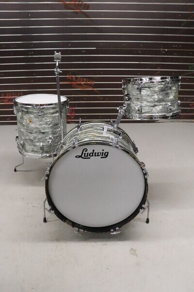 Ludwig Downbeat 8x12/14x14/14x20" Drum Kit Set Sky Blue Pearl Vintage 1968