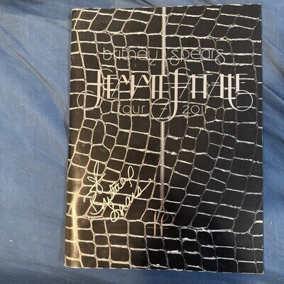 Britney Spears Femme Fatale Tour 2011 Autographed Authentic