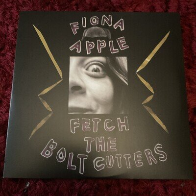 Fetch the Bolt Cutters (Limited 2LP 180g Opaque Pearl Vinyl) - Fiona Apple