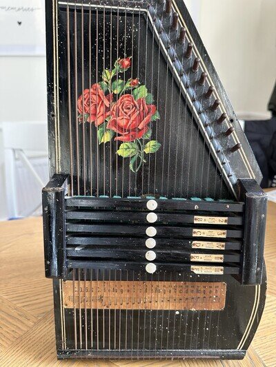 Rosetti ( unconfirmed ) Vintage Autoharp 25-String Instrument ( No Case )