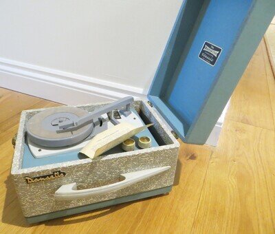 DANSETTE CLASSIC BATTERY PORTABLE VINTAGE RECORD PLAYER + INSTRUCTIONS, UNTESTED