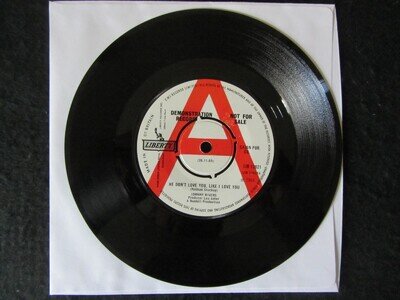 Johnny Rivers DEMO 7” He don’t love you like I love you (Liberty UK 1965) EX/VG