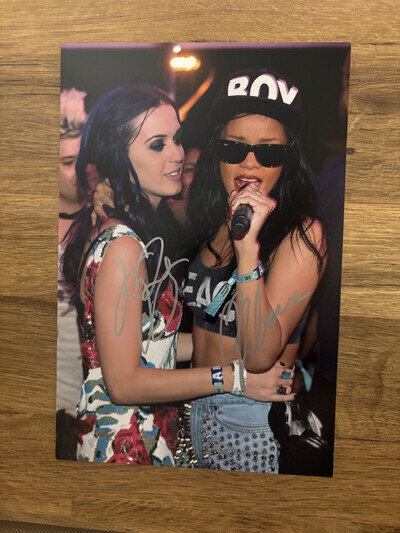 KATY PERRY & RIHANNA - Hand Signed 10x8 Photo AUTOGRAPH