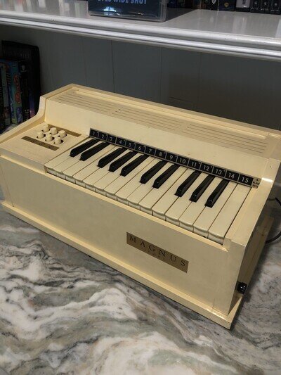 Magnus Jewel Chord Organ. Vintage 1960’s. Tested.