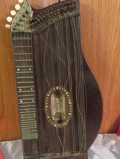 Antique Zither Style A Franz Schwarzer 35 strings 1898