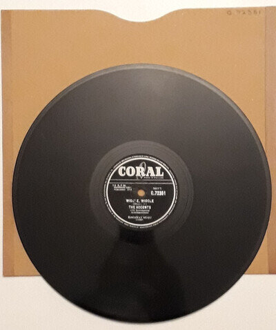 THE ACCENTS Wiggle Wiggle bw Dreamin' And Schemin' 78rpm 1959 UK Coral issue Ex