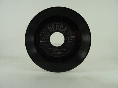 FRED WARING AND HIS PENNSYLVANIANS NOW THE DAY IS OVER (56) 2 Track 7" Single in