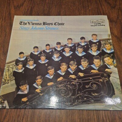 THE VIENNA BOYS CHOIR SINGS JOHANN STRAUSS VINYL LP FONTANA SFL 14103 1968 £5.99