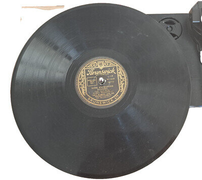 FRED WARING AND HIS PENNSYLVANIANS - SOME ENCHANTED EVENING 78 RPM BRUNSWICK