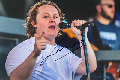Lewis Capaldi HAND SIGNED Glastonbury 12x8 " PHOTO + COA MUSIC ICON AUTOGRAPH 2