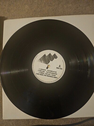 Raekwon Glaciers Of Ice Red Lion/ Ahmed/ Ras Kas/ Saafir