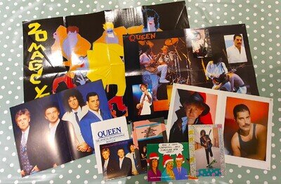 Queen - 4x Fold-Out Magazine Posters + 3x Fan Club mags, band bio etc