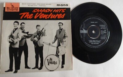 THE VENTURES - SMASH HITS EP