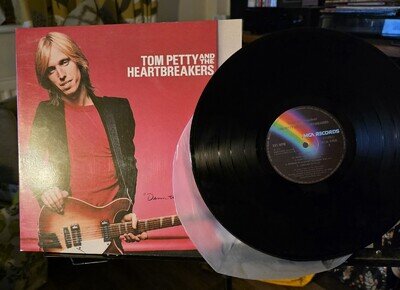 TOM PETTY - Damn The Torpedoes - 1979 LP MCA 5105 - Singapore Vinyl - RARE!