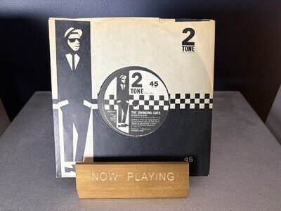 The Swinging Cats Mantovani / Away UK 1980 CHSTT14 2 Tone Paper Label 7 Vinyl Ex