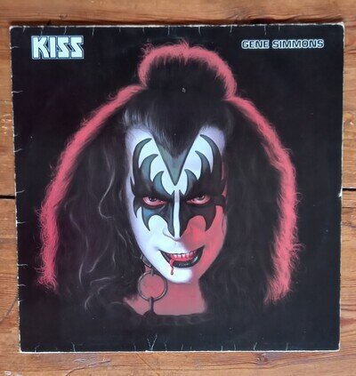 KISS- Gene Simmons - 6399 084 - Casablanca Records - |,,|