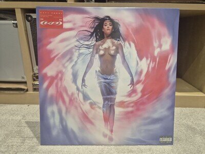 143 KATY PERRY SILVER VINYL WITH HAND SIGNED 12" x 12" ART PRINT