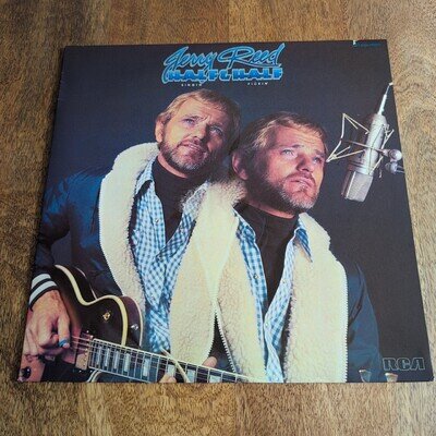 JERRY REED. " HALF SINGIN' & HALF PICKIN' " LP USA 1979. RCA VICTOR LABEL.