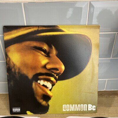 Be by Common Lp double vinyl very good condition