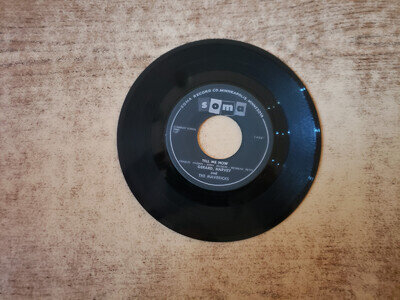 RARE 1960s VG+ The Mavericks Tell Me How /Golden Anniversary Waltz 1406 45