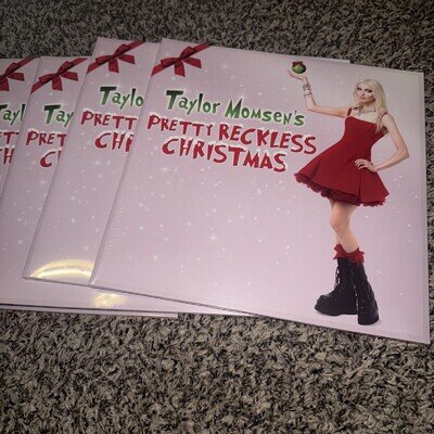 Taylor Momsen's THE PRETTY RECKLESS CHRISTMAS RED Vinyl SIGNED IN HAND