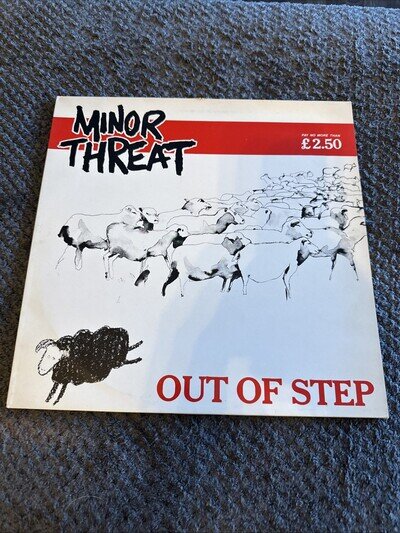 Minor Threat - Out Of Step UK Red printing 1983 Original Punk Dischord 10 Nice!