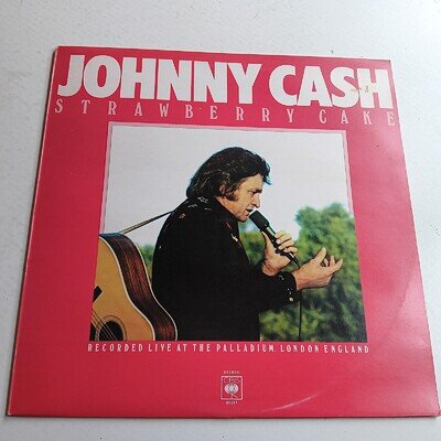 Johnny Cash / Strawberry Cake 1976 VINYL LP / FOLK COUNTRY EX / £5 FLAT POST