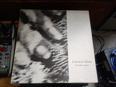Cocteau Twins – Blue Bell Knoll L.p 4AD CAD 807, Ltd.Edition, gatefold sl. 1988