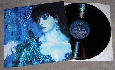 ENYA – SHEPHERD MOONS LP