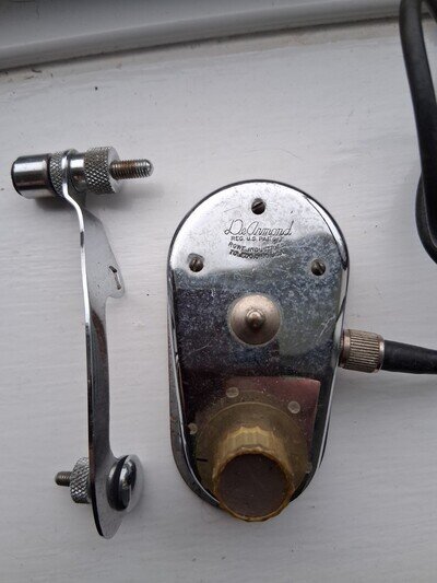 VTG DeArmond Rowe Industries Model 900 BASS VIOLIN PICK-UP