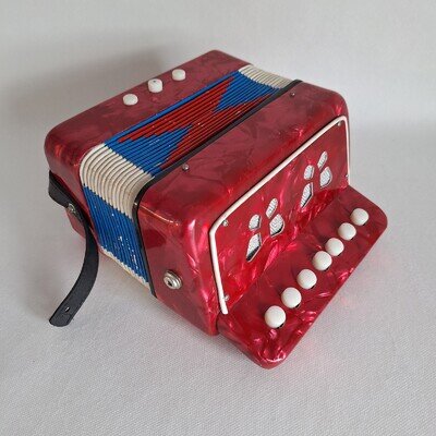 Vintage Children's Concertina - Red - 7 Keys - Good Condition