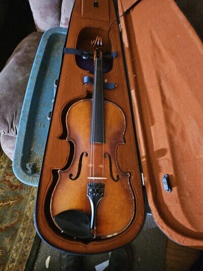 Unbranded Violin with case and bow,